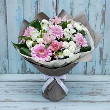 Букет цветов из:  Герберы, Альстромерии и Хризантемы в Осташкове