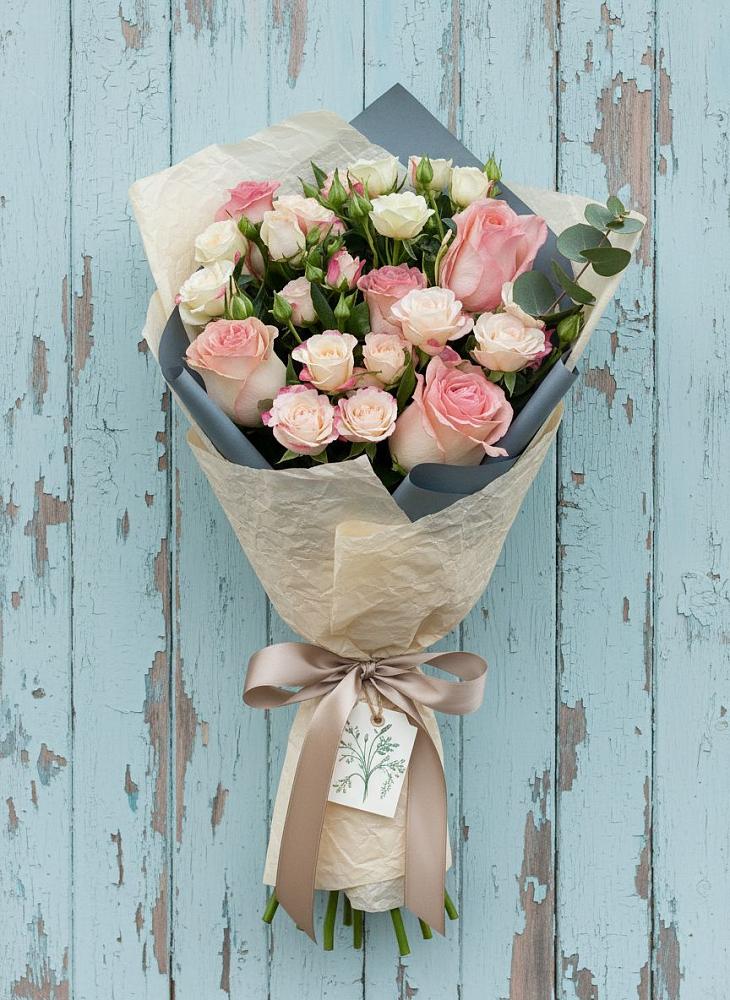 Букет цветов из: Розы в Осташкове