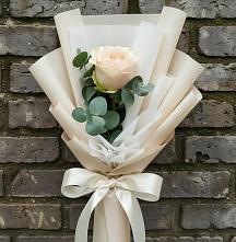 Букет цветов из:  Розы в Осташкове