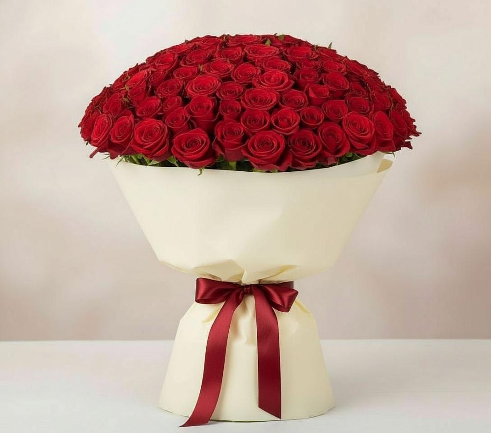 Букет 101 Красная роза Милано в Осташкове