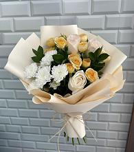 Букет цветов из:  Розы и Хризантемы в Осташкове