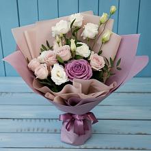 Букет цветов из:  Розы и Лизиантусы в Осташкове