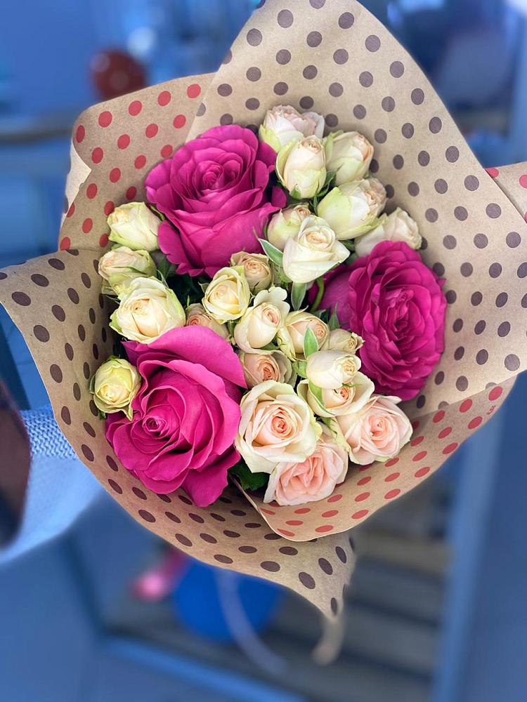 Букет цветов из: Розы в Осташкове