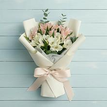 Букет цветов из:  Альстромерии в Осташкове
