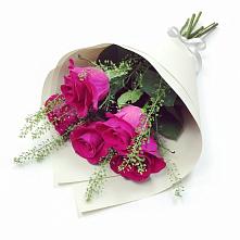 Букет цветов из:  Розы #REPLACE_PRED# Осташкове