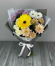 Букет цветов из:  Розы, Герберы и Хризантемы в Осташкове
