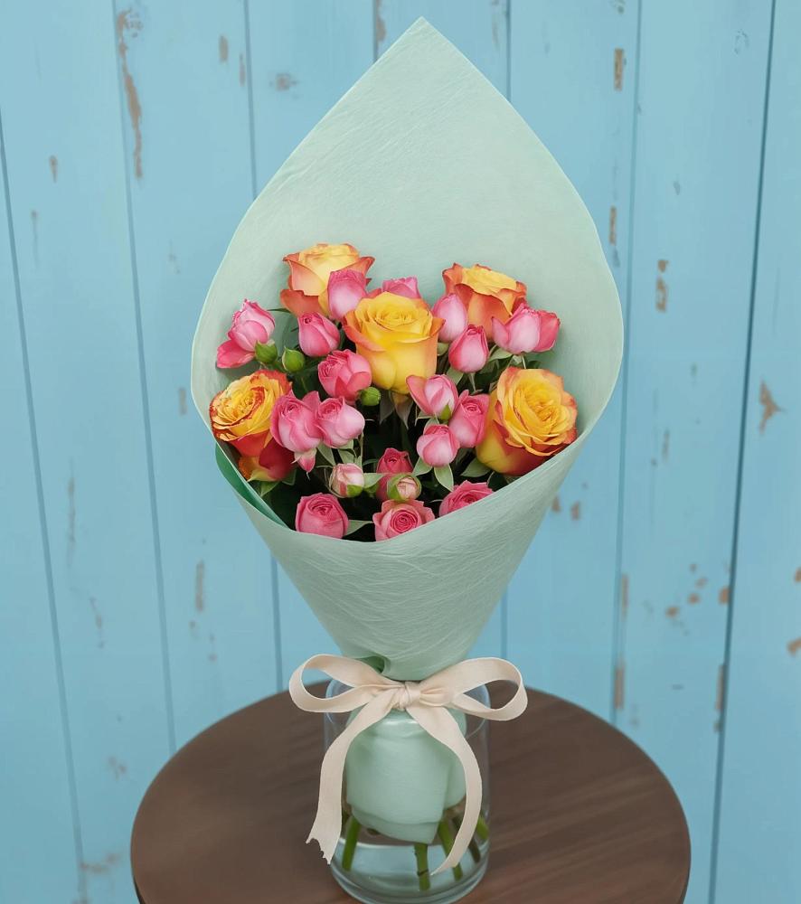 Букет цветов из: Розы в Осташкове