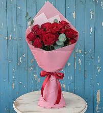 Букет цветов из:  Розы в Осташкове
