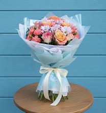 Букет цветов из:  Хризантемы и Розы в Осташкове