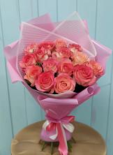 Букет 15 Розовых роз Равель в Осташкове