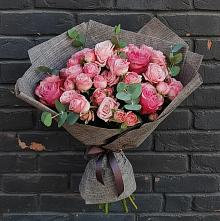 Букет цветов из:  Розы в Осташкове